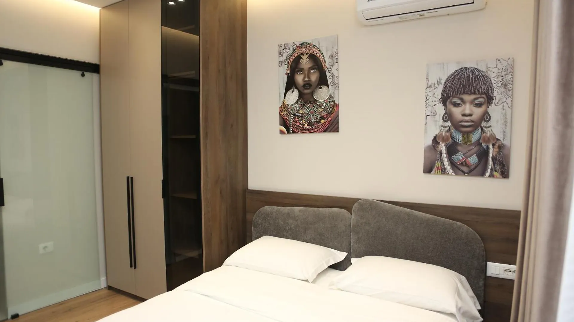 Apartment Lux Stay Tirana