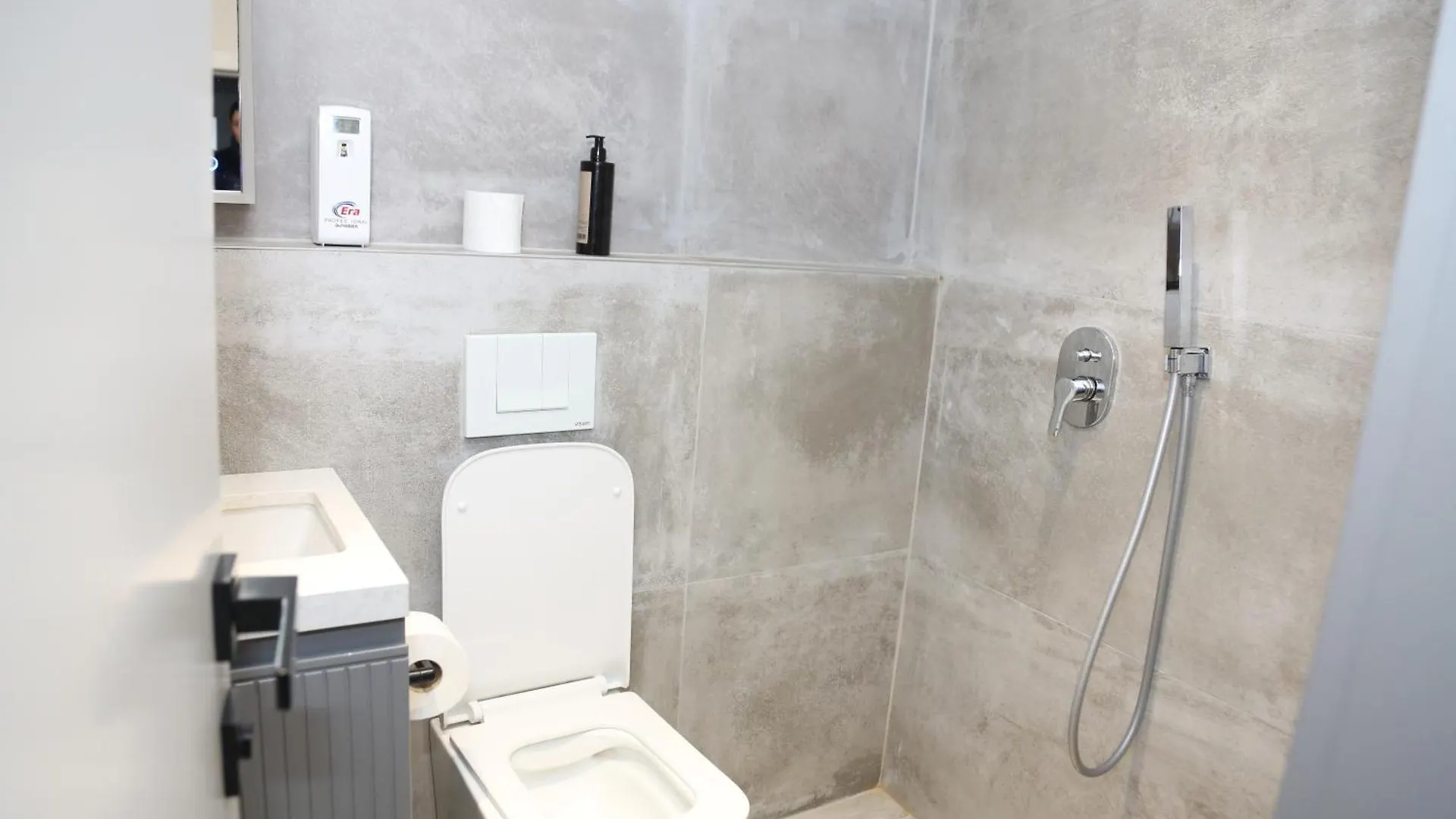 Apartment Lux Stay Tirana